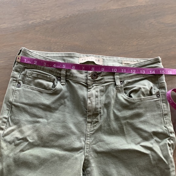 Moss green jeans size 9 Bullhead - Picture 9 of 12